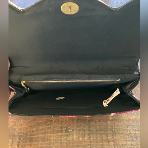 👜 Vintage Lennox Floral Clutch Bag | Black Rose Print Envelope Purse - Picture 4 of 12